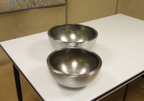 Вазон полусфера для живых растений, диаметр 300 мм (шлифованная сталь)