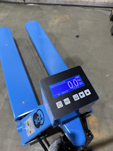 Тележка гидравлическая с весами 2000 кг 1150 мм полиуретановые колеса TOR CBY-CW2