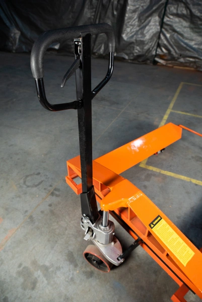 Тележка гидравлическая для рулонов 2500 кг 1150х1150 мм полиуретановые колеса TOR HZT